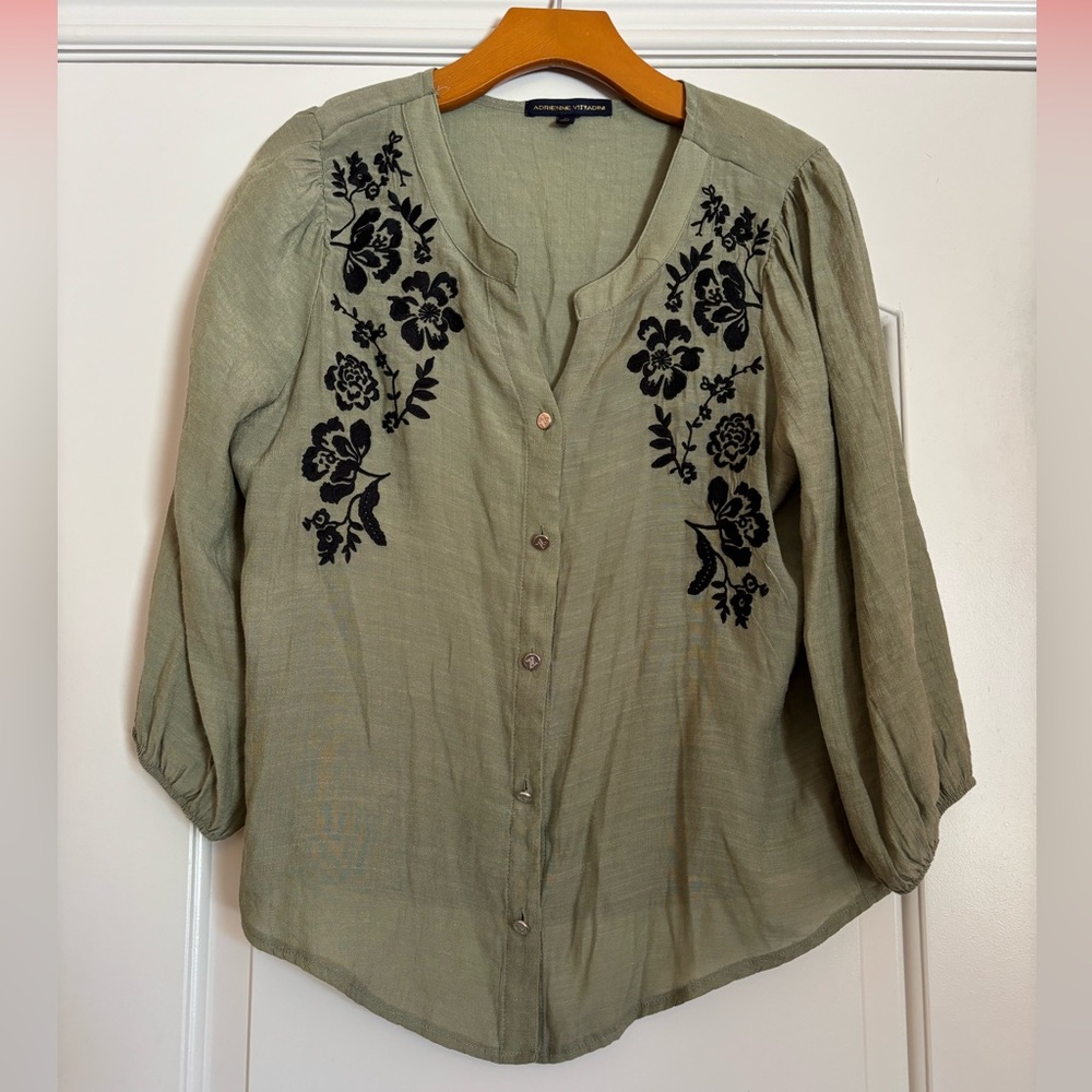 Adrienne Vittadini Sage Blouse with Black Floral Detail. Size Medium